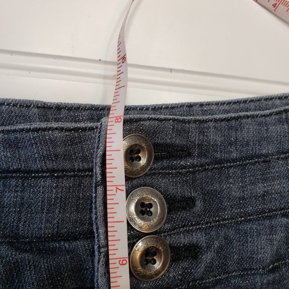 MAURICES Womens Junior Size 1/2 w27 Shorts Dark Wash Black Denim Chino Stretch - Picture 4 of 5